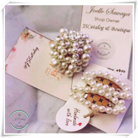 🌸 Faux Pearl Handmade Set of 2 Barrettes 🌸🎉HP🎉 - Picture 2 of 5